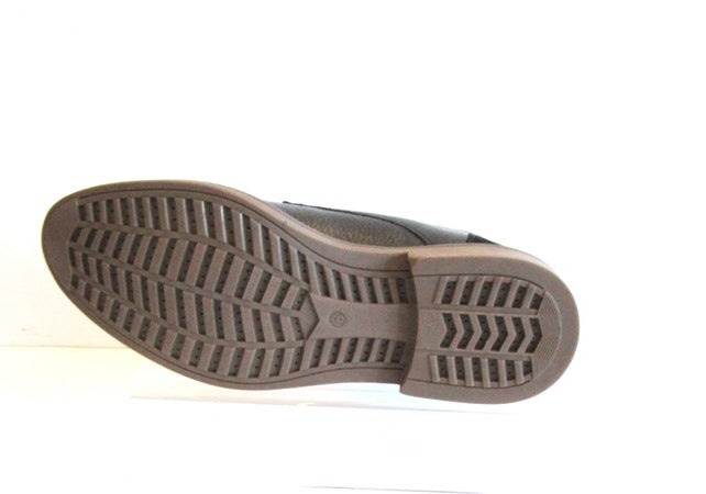 Camden — Lightweight Men’s Leather Lace-Up Boot