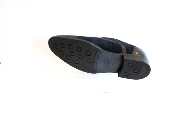 "Men's Black Leather and Blue Suede Brogue Toe Shoes – Bold Style & Sophisticated Detailing"