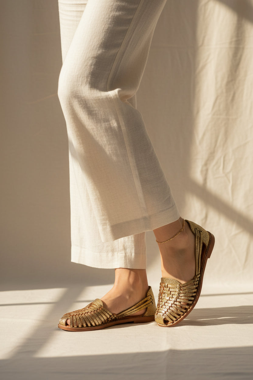 VINTAGE GOLD BASKET SHOES