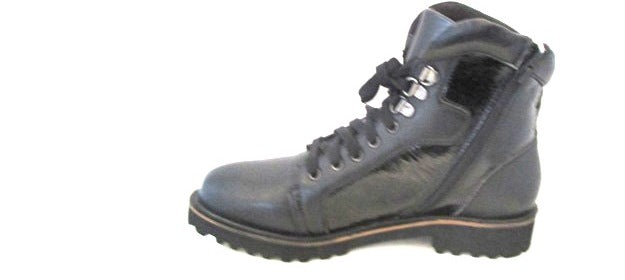 TILEY,RAVELS BLACK LEATHER AND PATIENT ANKLE BOOT