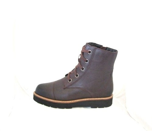 BEBE RAVELS,BORDO ANKLE BOOT