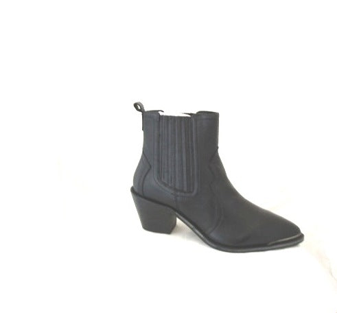 RAVELS ANKLE WESTERN DESIGN  LADIES BOOT