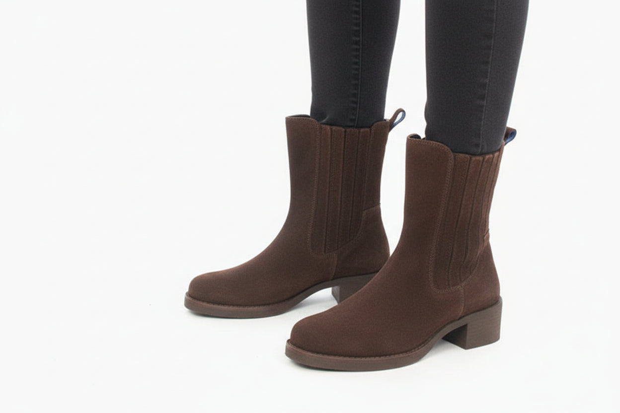 SUEDE BROWN ANKLE RAVELS BOOT