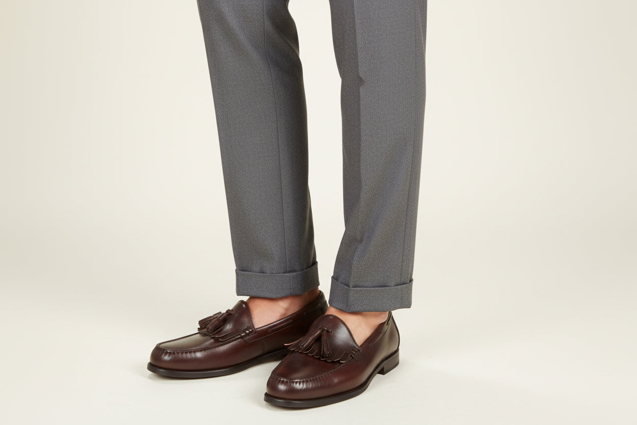 DARK BROWN LEATHER TASSELED LOATHER 
