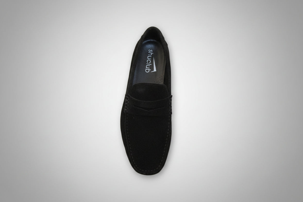 BO ,BLACK SUEDE  DRIVER  SHOE WITH HEEL GAURD 