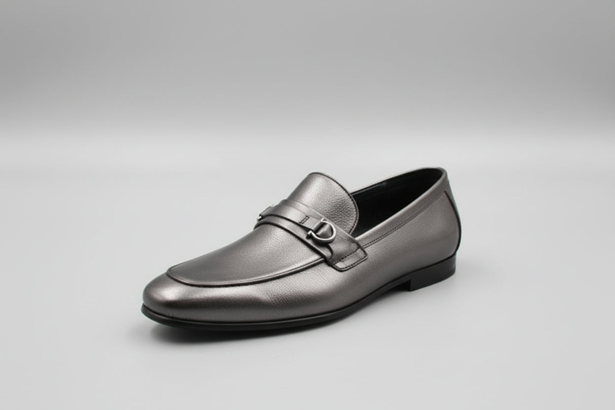 BLACK LEATHER LOATHER SLIP ON 